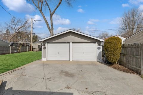 Tiny photo for 4804 Rose Street, Crystal Lake, IL 60014 (MLS # 12577735)