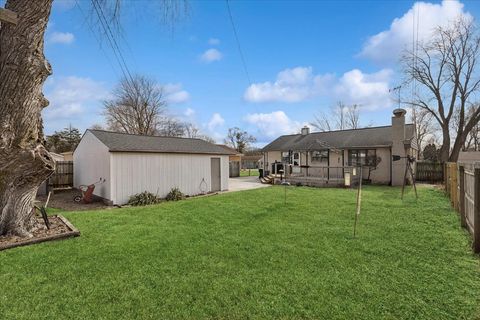 Tiny photo for 4804 Rose Street, Crystal Lake, IL 60014 (MLS # 12577735)