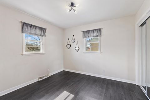 Tiny photo for 4804 Rose Street, Crystal Lake, IL 60014 (MLS # 12577735)