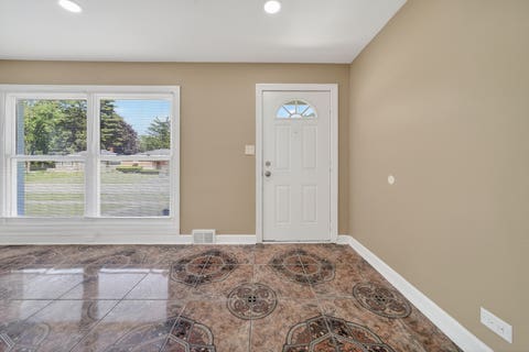 Tiny photo for 16820 S crane Avenue, Hazel Crest, IL 60429 (MLS # 12658401)