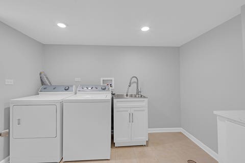 Tiny photo for 5830 N NAGLE Avenue, Chicago, IL 60646 (MLS # 12698656)