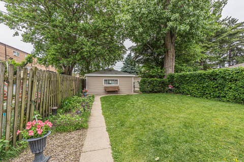 Tiny photo for 5830 N NAGLE Avenue, Chicago, IL 60646 (MLS # 12698656)