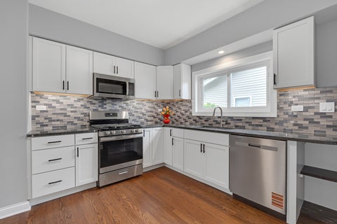Tiny photo for 5830 N NAGLE Avenue, Chicago, IL 60646 (MLS # 12698656)