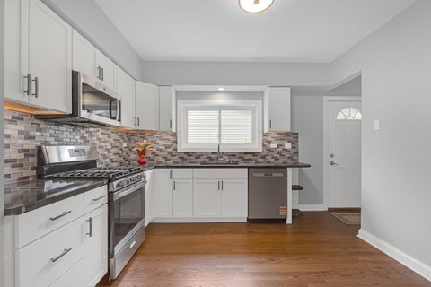 Tiny photo for 5830 N NAGLE Avenue, Chicago, IL 60646 (MLS # 12698656)