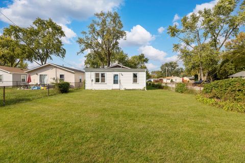 Tiny photo for 14901 S Richmond Avenue, Posen, IL 60469 (MLS # 12470845)