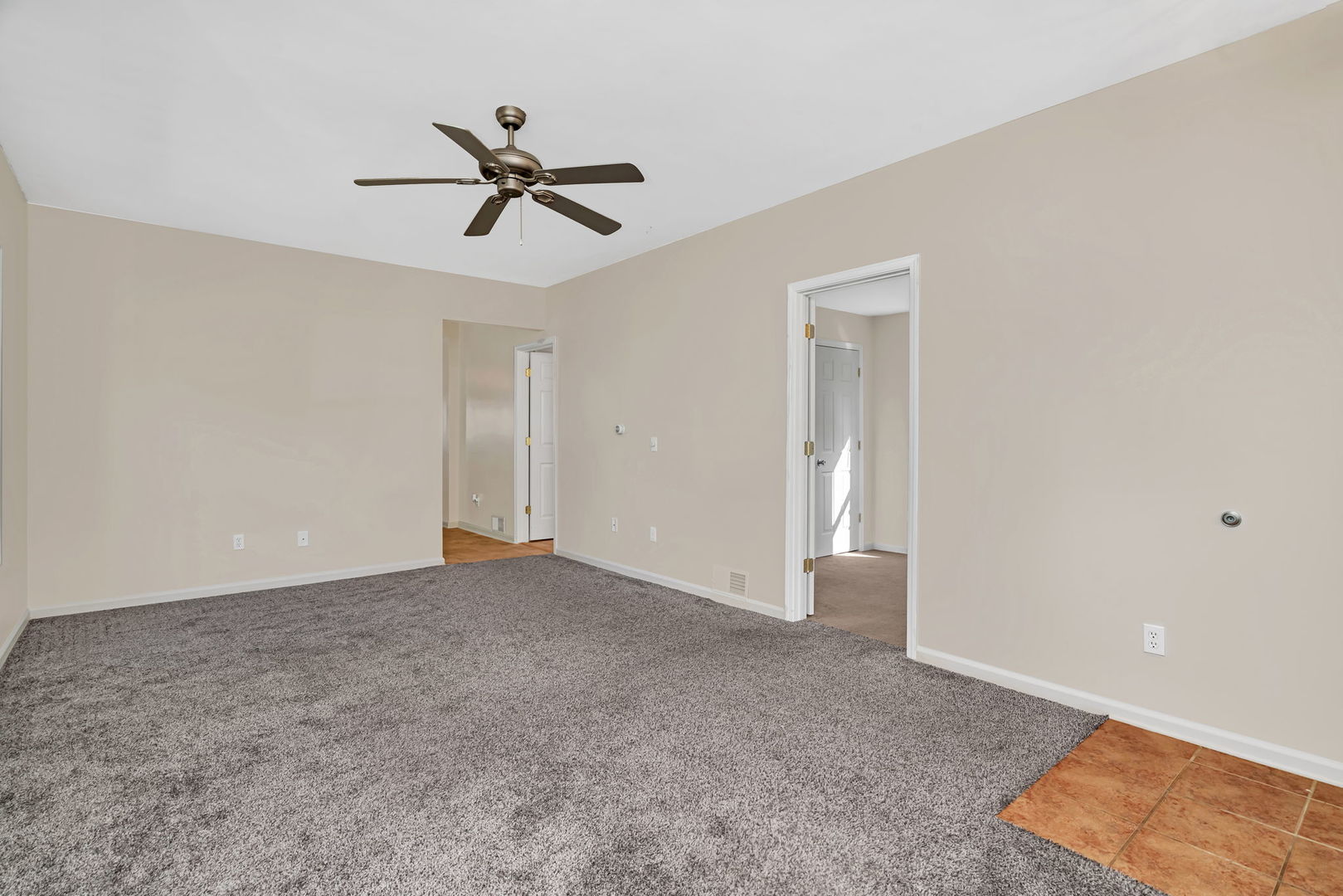 212 E Chippewa Street