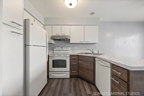Tiny photo for 1344 S Lorraine Road #F, Wheaton, IL 60189 (MLS # 12749727)