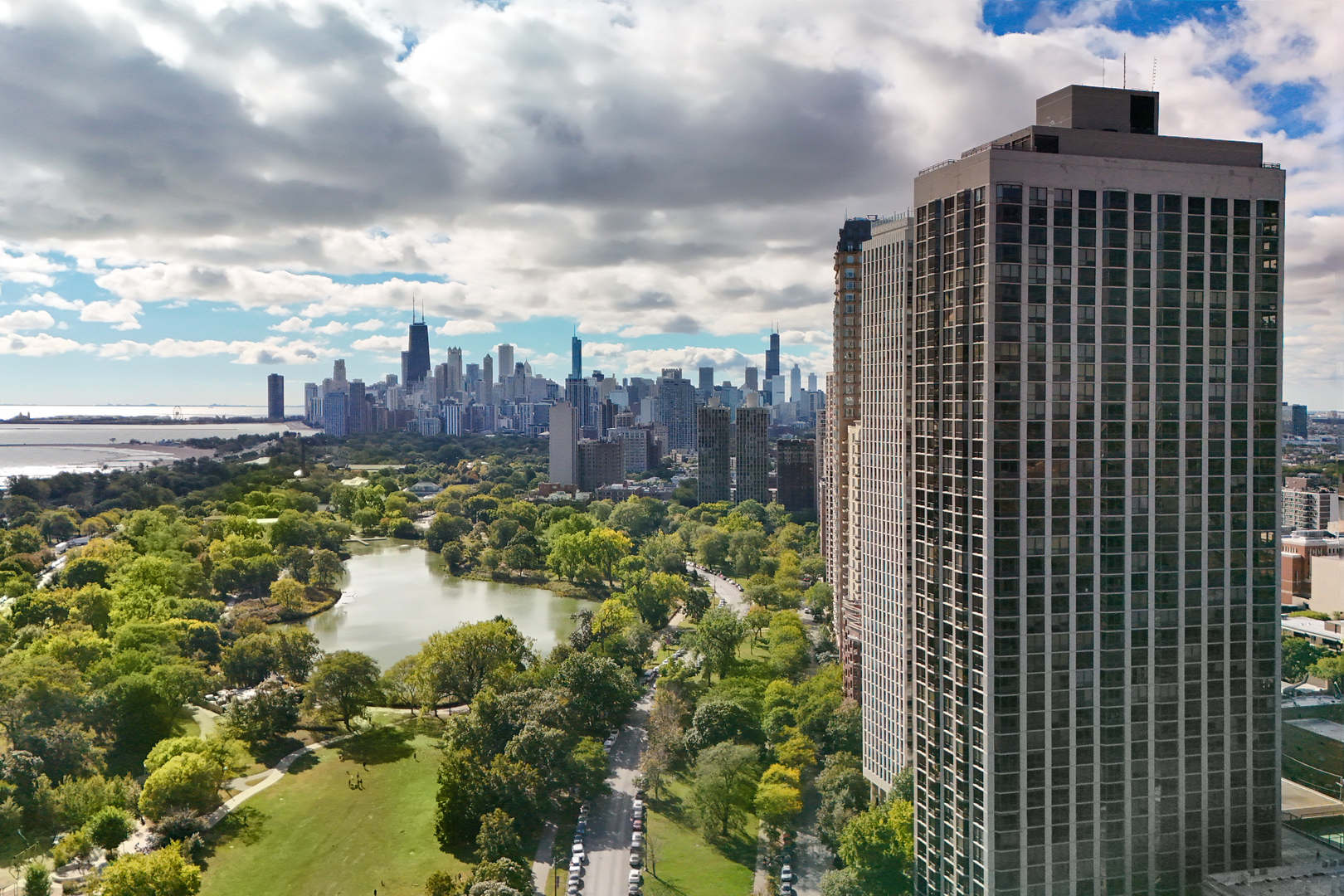 2650 N Lakeview Avenue 1503