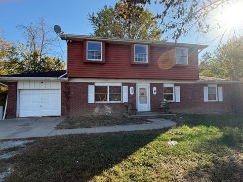 Photo of 1901 N Oakland Avenue, Carbondale, IL 62901 (MLS # 12797953)