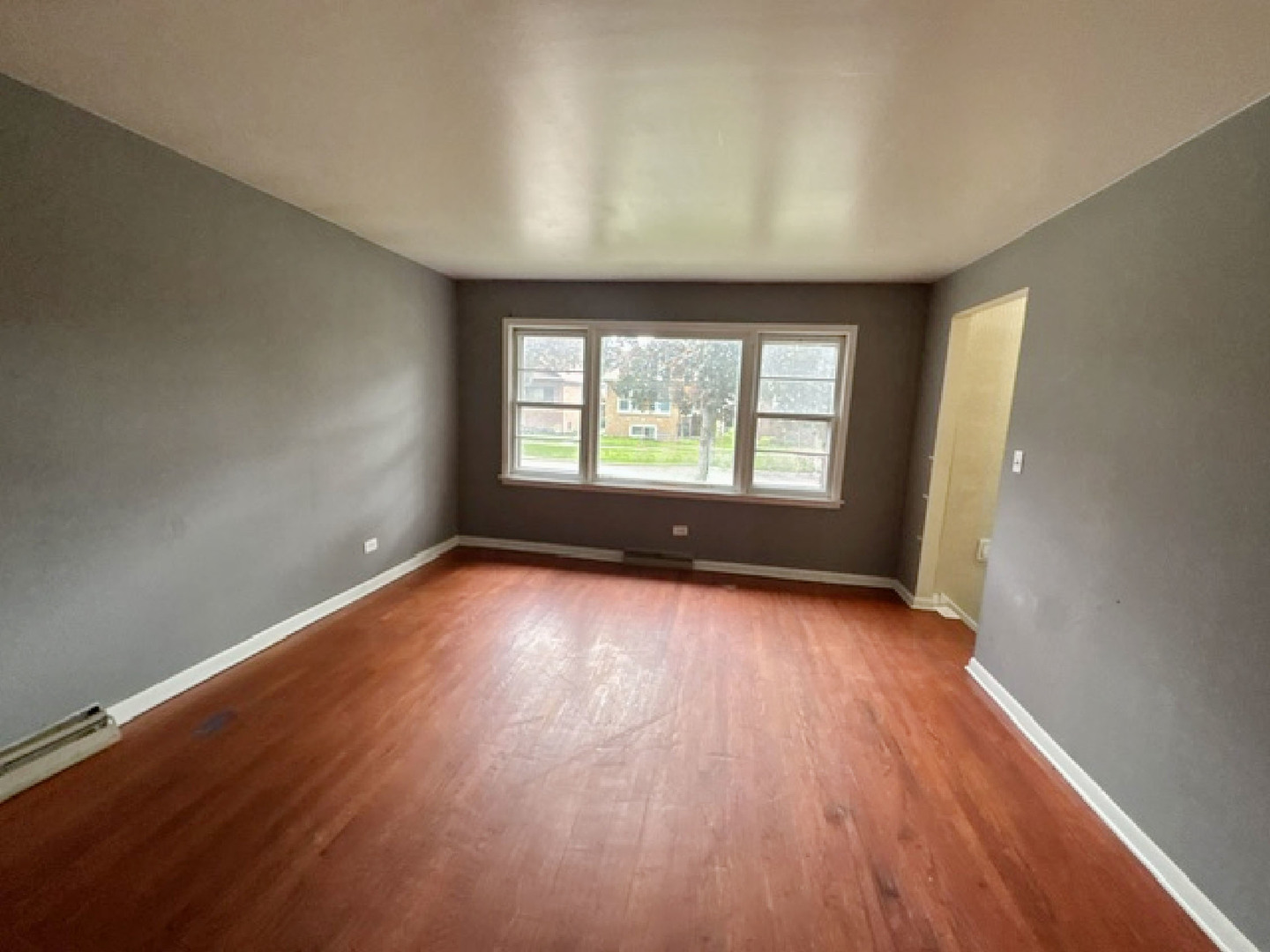 Properties 4 3618 1/2 Gunderson Avenue