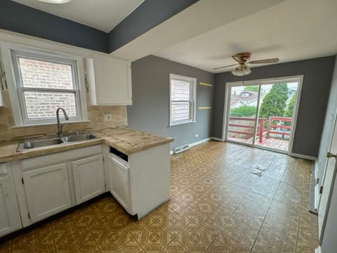 Tiny photo for 3618 1/2 Gunderson Avenue, Berwyn, IL 60402 (MLS # 12658442)