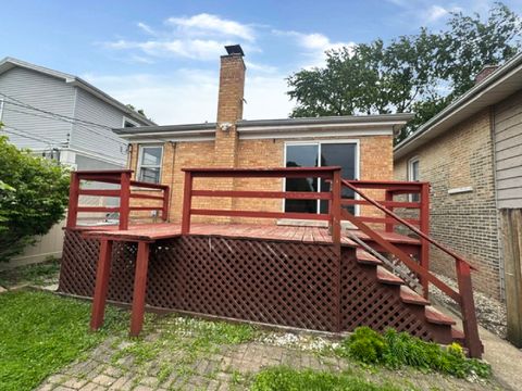 Tiny photo for 3618 1/2 Gunderson Avenue, Berwyn, IL 60402 (MLS # 12658442)