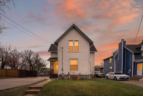 Photo of 1210 Fairview Avenue, Rockford, IL 61101 (MLS # 12618718)