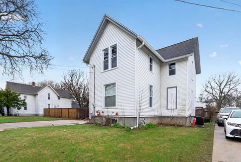Tiny photo for 1210 Fairview Avenue, Rockford, IL 61101 (MLS # 12618718)