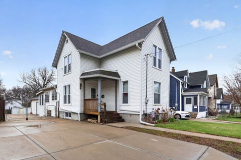 Tiny photo for 1210 Fairview Avenue, Rockford, IL 61101 (MLS # 12618718)