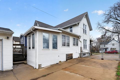 Tiny photo for 1210 Fairview Avenue, Rockford, IL 61101 (MLS # 12618718)