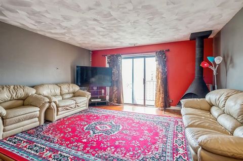 Tiny photo for 711 TIPPERARY Court W #2D, Schaumburg, IL 60193 (MLS # 12484621)