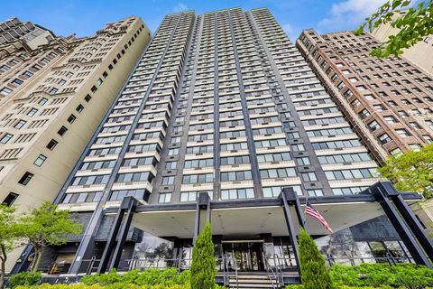 Photo of 1440 N Lake Shore Drive #5D, Chicago, IL 60610 (MLS # 12576942)