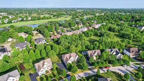 Tiny photo for 1133 Verona Ridge Drive, Aurora, IL 60506 (MLS # 12660460)