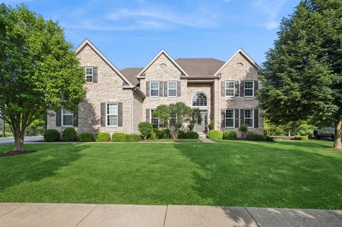 Photo of 1133 Verona Ridge Drive, Aurora, IL 60506 (MLS # 12660460)