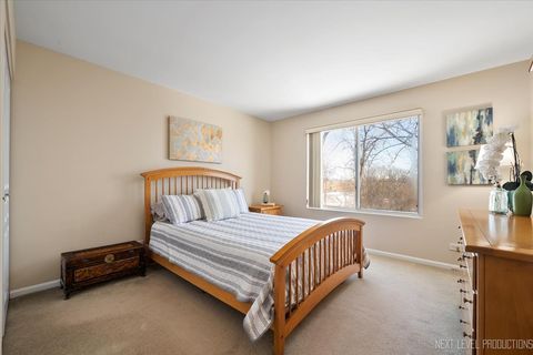 Tiny photo for 103 Locksley Drive, Streamwood, IL 60107 (MLS # 12557911)