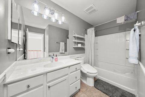 Tiny photo for 25143 W Glen Oaks Lane, Shorewood, IL 60404 (MLS # 12491244)