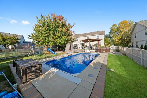 Tiny photo for 25143 W Glen Oaks Lane, Shorewood, IL 60404 (MLS # 12491244)