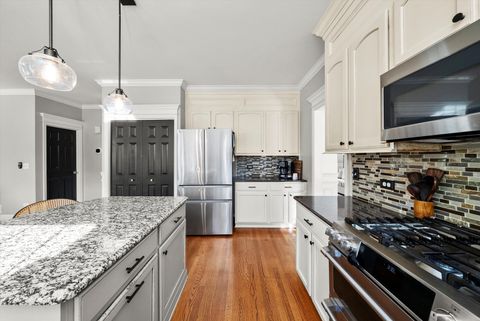Tiny photo for 25143 W Glen Oaks Lane, Shorewood, IL 60404 (MLS # 12491244)