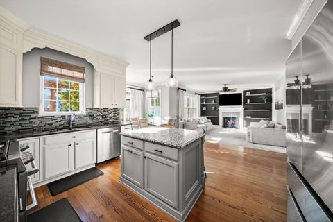 Tiny photo for 25143 W Glen Oaks Lane, Shorewood, IL 60404 (MLS # 12491244)