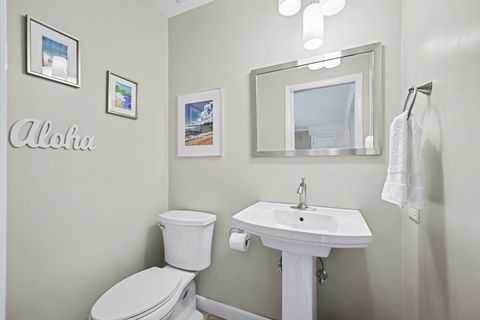 Tiny photo for 610 W Noyes Street, Arlington Heights, IL 60005 (MLS # 12589407)