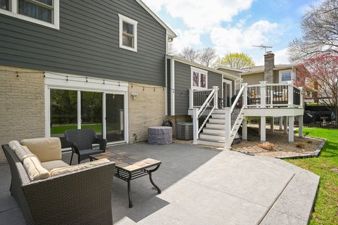 Tiny photo for 610 W Noyes Street, Arlington Heights, IL 60005 (MLS # 12589407)