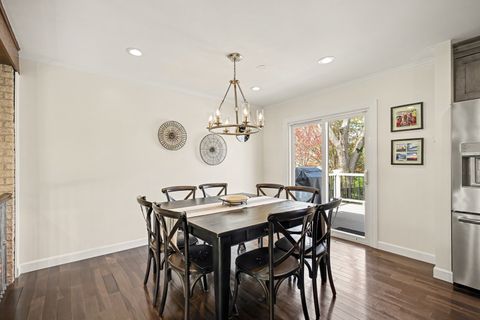 Tiny photo for 610 W Noyes Street, Arlington Heights, IL 60005 (MLS # 12589407)