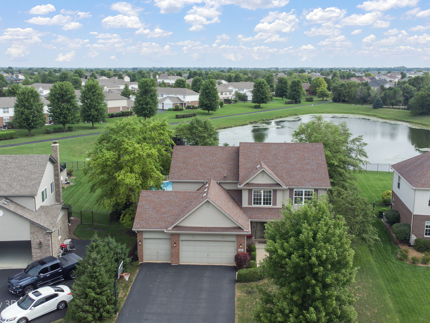 2808 Foxwood Drive