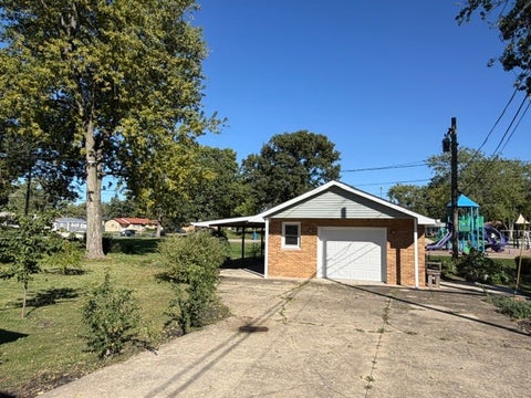 Tiny photo for 448 Dennis Avenue, Bradley, IL 60915 (MLS # 12773252)