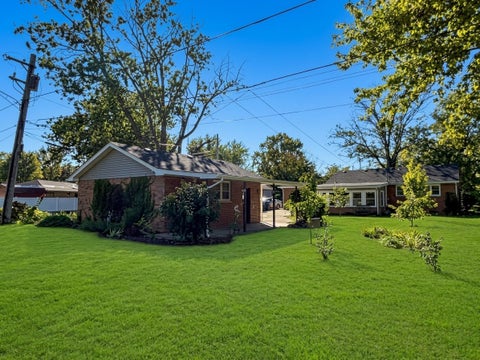 Tiny photo for 448 Dennis Avenue, Bradley, IL 60915 (MLS # 12773252)