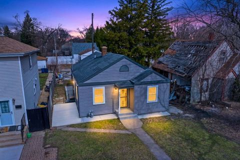 Photo of 107 E 149th Street, Harvey, IL 60426 (MLS # 12602396)