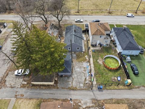 Tiny photo for 107 E 149th Street, Harvey, IL 60426 (MLS # 12602396)