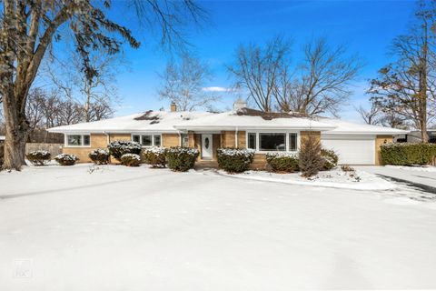 Photo of 17w120 Woodland Avenue, Bensenville, IL 60106 (MLS # 12544846)