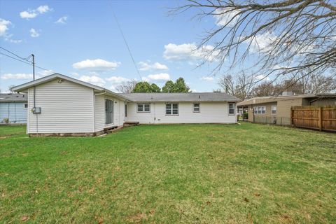 Tiny photo for 1419 Cambridge Drive, Champaign, IL 61821 (MLS # 12585772)