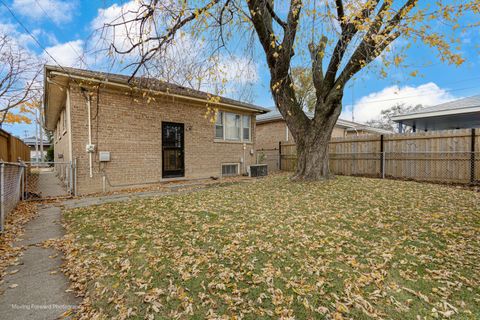 A home in Calumet Park