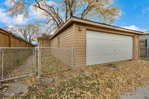 A home in Calumet Park