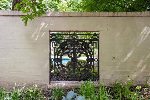 Tiny photo for 605 Arbor Vitae Road, Winnetka, IL 60093 (MLS # 12680669)