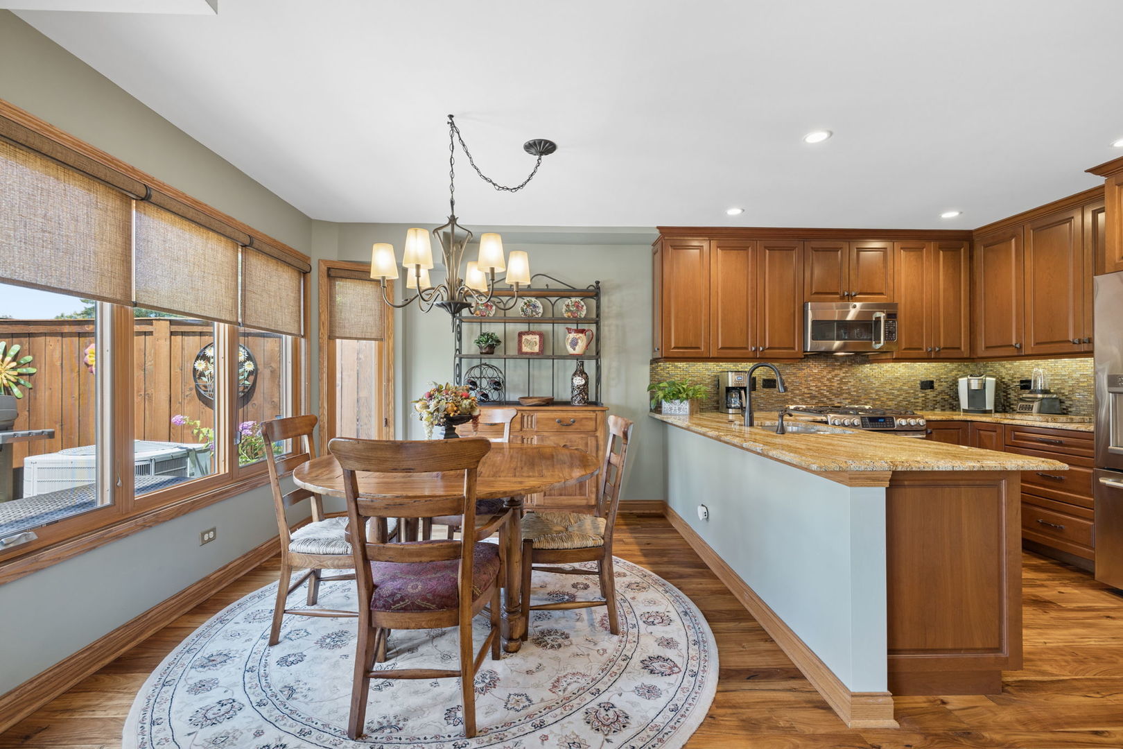 328 Cromwell Court