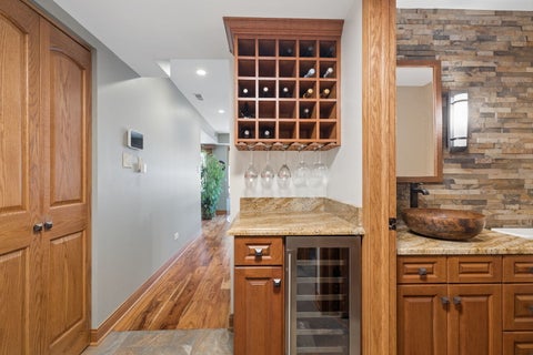 Tiny photo for 328 Cromwell Court, Westmont, IL 60559 (MLS # 12733087)