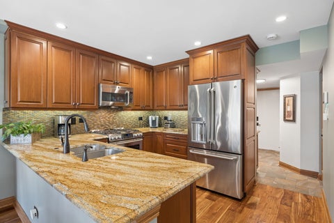 Tiny photo for 328 Cromwell Court, Westmont, IL 60559 (MLS # 12733087)
