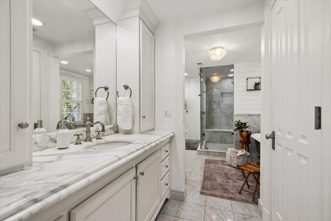 Tiny photo for 11 S Adams Street, Hinsdale, IL 60521 (MLS # 12620344)
