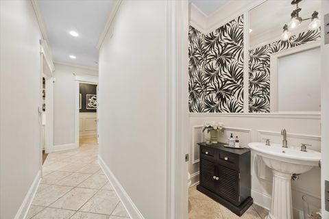 Tiny photo for 11 S Adams Street, Hinsdale, IL 60521 (MLS # 12620344)