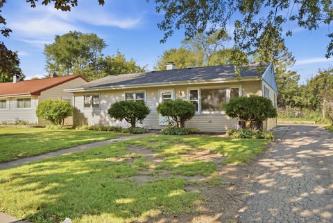 Tiny photo for 2132 Linden Avenue, Waukegan, IL 60087 (MLS # 12768309)