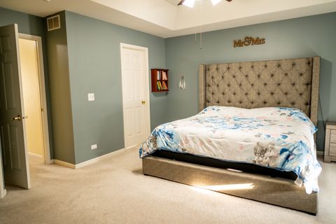 Tiny photo for 2406 Sunshine Lane, Aurora, IL 60503 (MLS # 12584012)