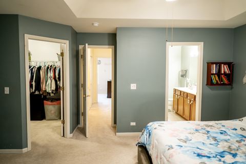 Tiny photo for 2406 Sunshine Lane, Aurora, IL 60503 (MLS # 12584012)